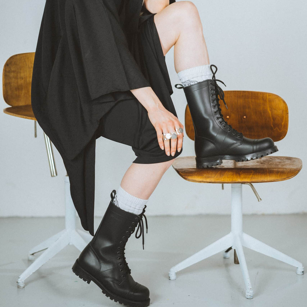 516 aka High Aviator Boots - Black